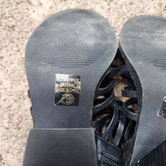 Soda Black Strappy Cadged Chunky Block Ankle Heels - Picture 10 of 10